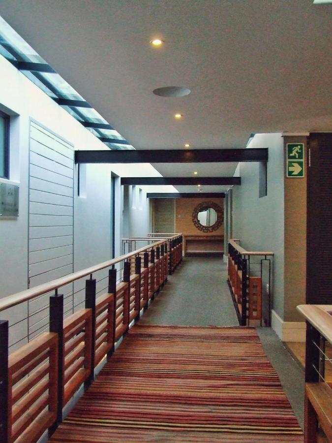 210 Gallery Luxury Studio Apartment Knysna Esterno foto