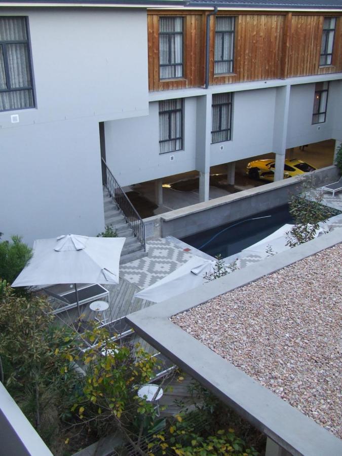 210 Gallery Luxury Studio Apartment Knysna Esterno foto